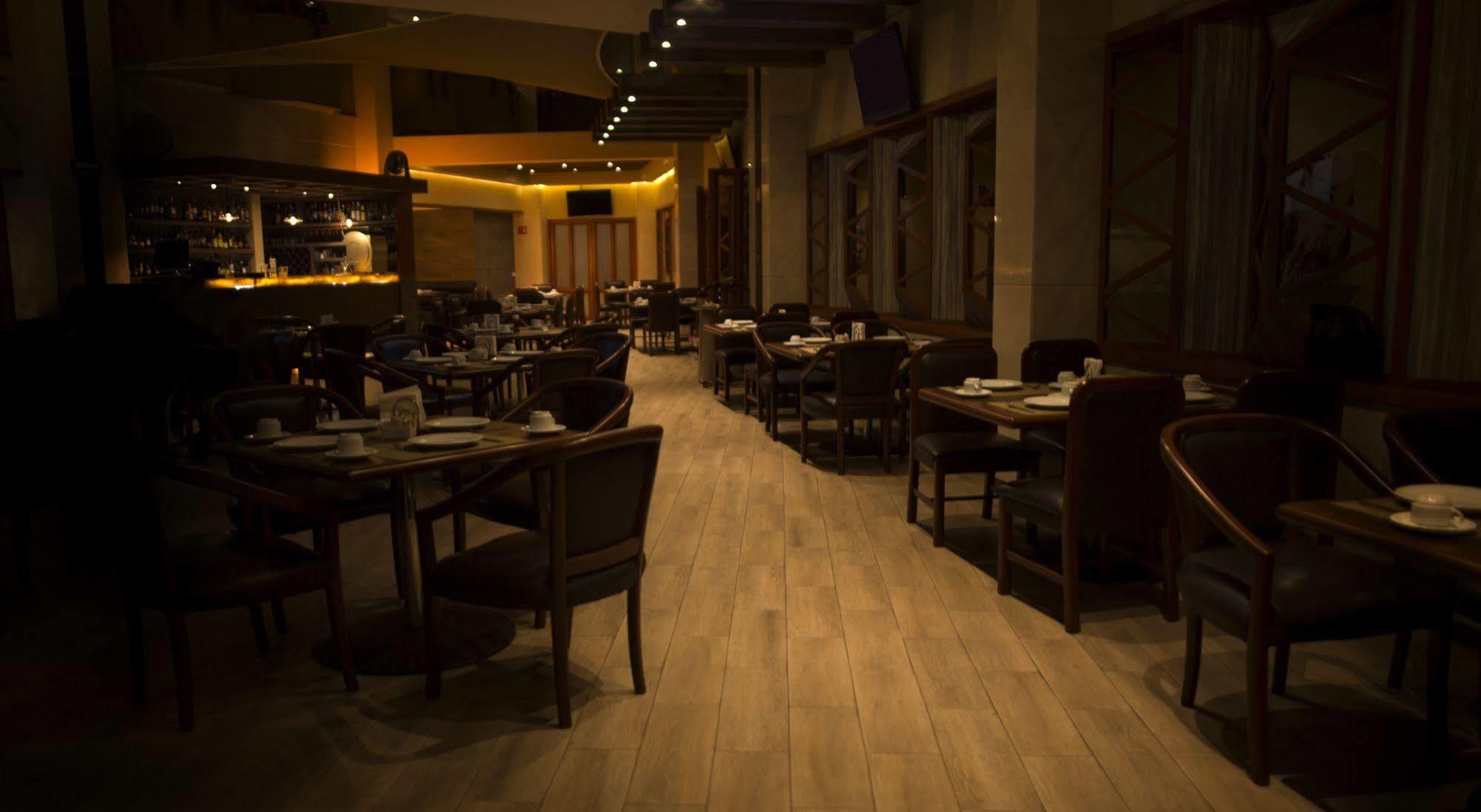 阿巴斯托斯广场酒店 墨西哥城 外观 照片